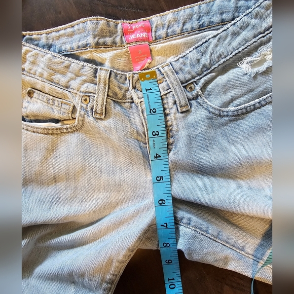 Drew Barrymore The Limited Low-Rise Flare Jeans, Light Blue, Size 0, NWOT! - Picture 9 of 10